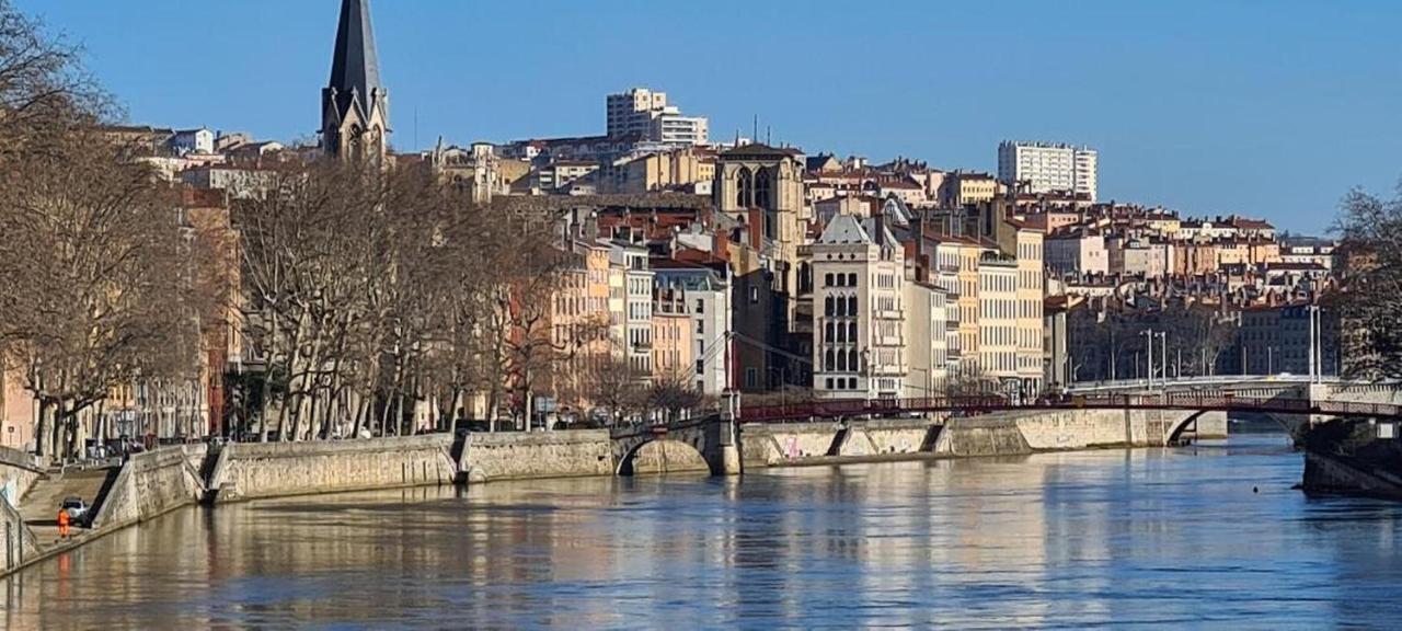 Porte Du Vieux Lyon, Vue Sur La Saone المظهر الخارجي الصورة